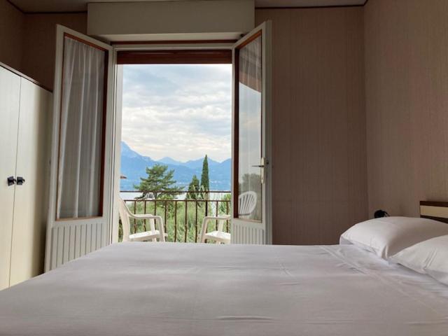 Hotel Zanetti Torri Del Benaco Extérieur photo