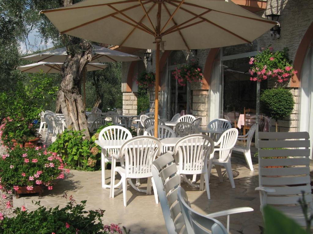 Hotel Zanetti Torri Del Benaco Extérieur photo